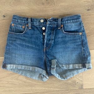 Levi’s Wedgie Shorts white oak cone denim